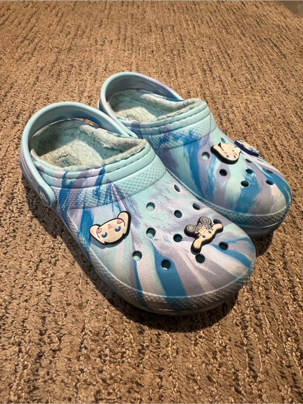CROCS Kids Marble Glacier fleece lined